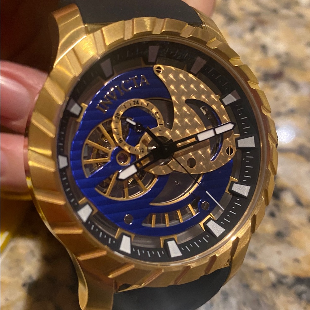 NEVER WORN!! Invicta Specialty Automatic Men’s Watch Model 31987.